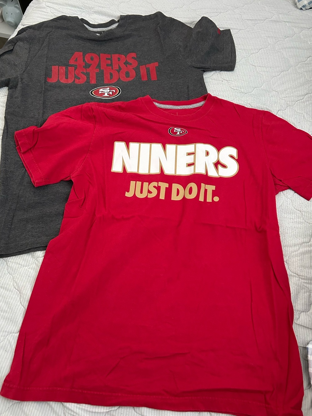 Nike NFL Men Red and Gray 'Niners Just Do It' Short Sleeve Tees